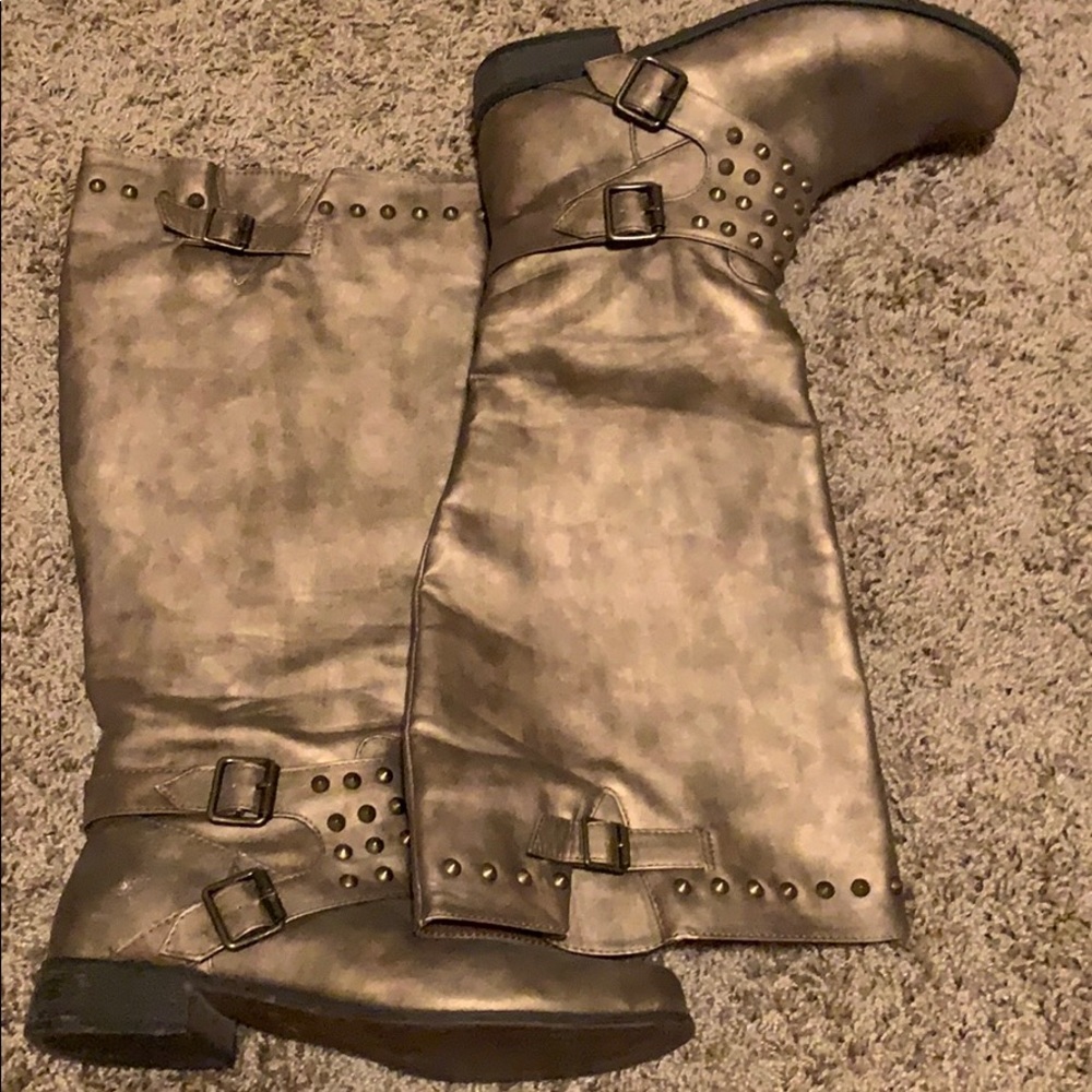Ladies tall metallic boots